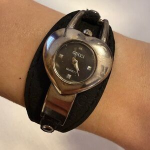 Gucci Silver and Black Heart-Shaped Women's Watch